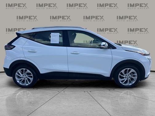 2022 Chevrolet Bolt EUV FWD LT