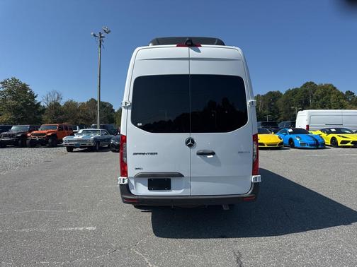 2025 Mercedes-Benz Sprinter 2500 High Roof