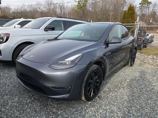 2023 Tesla Model Y Long Range Dual Motor All-Wheel Drive
