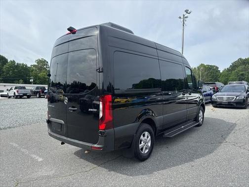 2022 Mercedes-Benz Sprinter 2500 Standard Roof