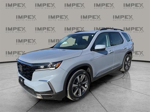 2025 Honda Pilot Touring 8-Passenger