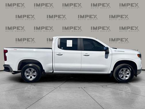 Summit White 2026 Chevrolet Silverado 1500 LT