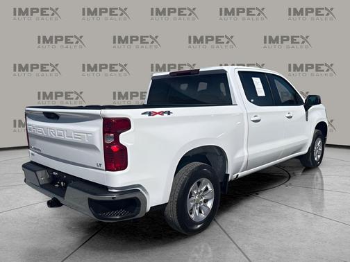 Summit White 2026 Chevrolet Silverado 1500 LT