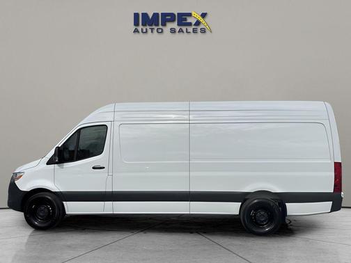 2025 Mercedes-Benz Sprinter 2500 High Roof