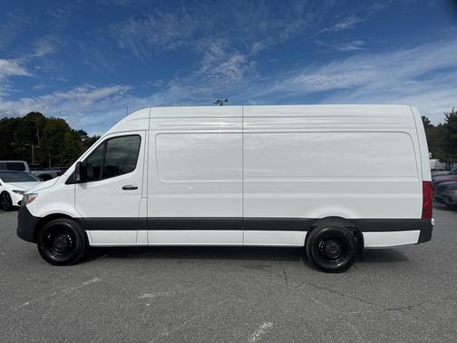 2025 Mercedes-Benz Sprinter 2500 High Roof