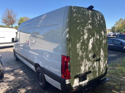 2025 Mercedes-Benz Sprinter 2500 High Roof