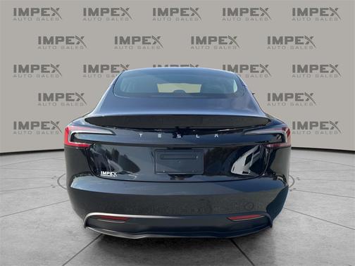 2025 Tesla Model 3 Long Range