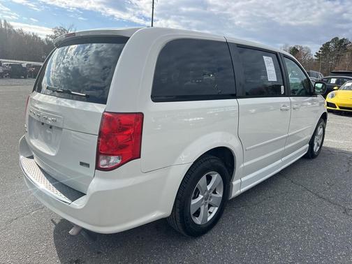 2013 Dodge Grand Caravan SE
