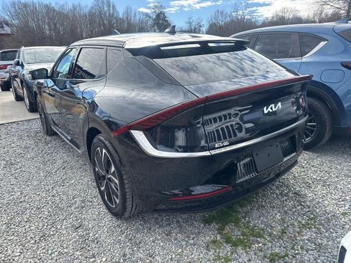 2023 Kia EV6 Wind