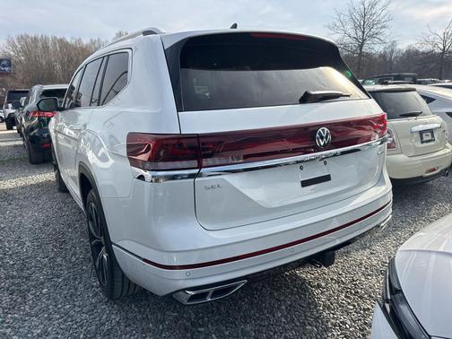 2024 Volkswagen Atlas 2.0T SEL Premium R-Line 4MOTION