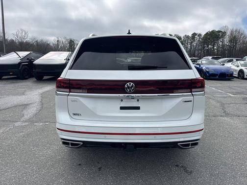 2024 Volkswagen Atlas 2.0T SEL Premium R-Line 4MOTION