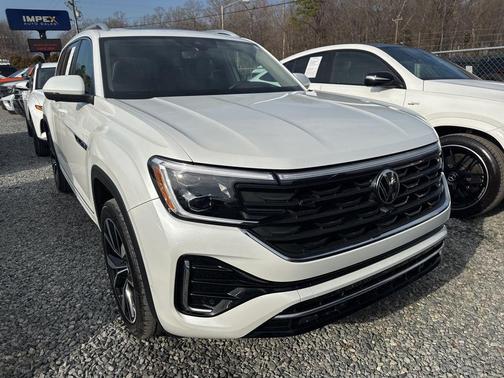 2024 Volkswagen Atlas 2.0T SEL Premium R-Line 4MOTION