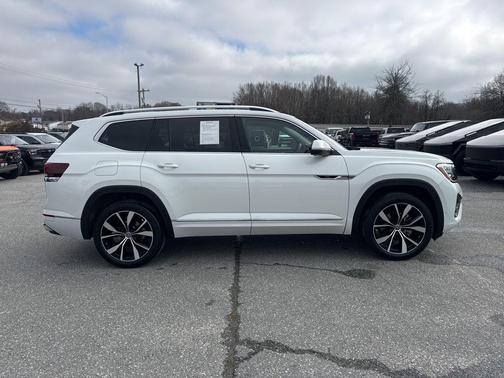 2024 Volkswagen Atlas 2.0T SEL Premium R-Line 4MOTION