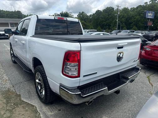 Bright White Clearcoat 2022 RAM 1500 Big Horn/Lone Star