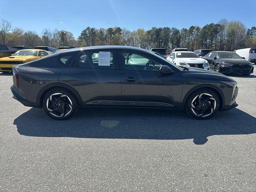 Interstellar Gray 2025 Kia K4 EX