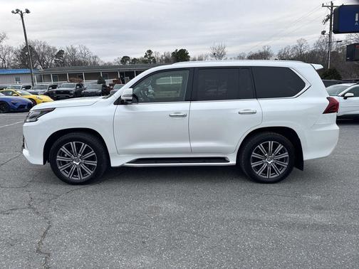 2016 Lexus LX 570 Base