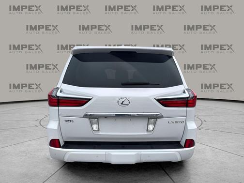 2016 Lexus LX 570 Base