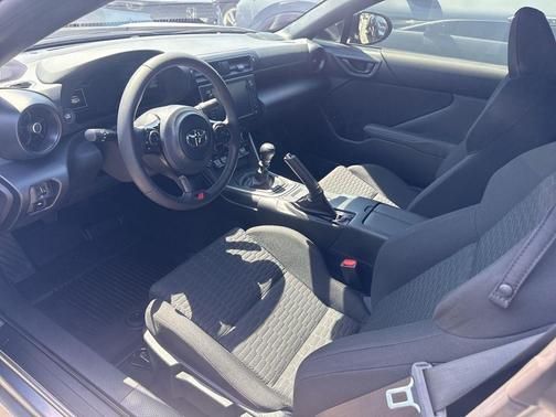 2025 Toyota GR86 Base