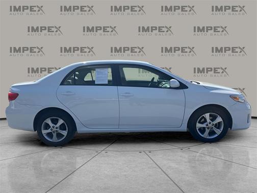 2012 Toyota Corolla LE