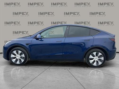 2022 Tesla Model Y Long Range Dual Motor All-Wheel Drive