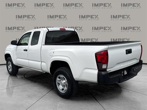 2023 Toyota Tacoma SR