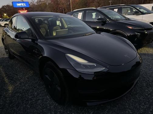 2023 Tesla Model 3 Standard Range
