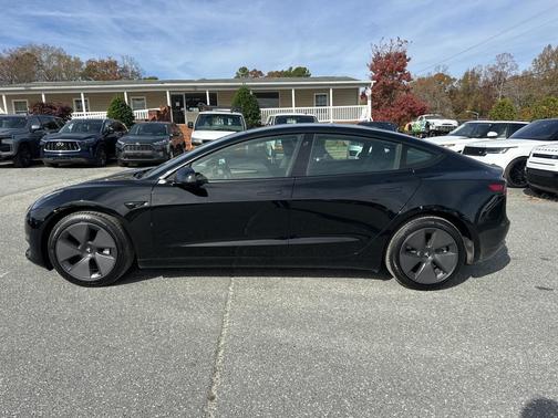 2023 Tesla Model 3 Standard Range