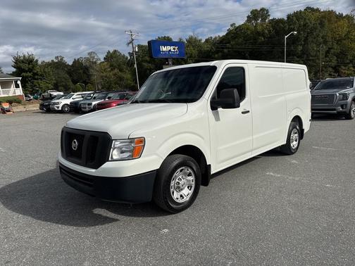 2015 Nissan NV Cargo NV2500 HD SV V6