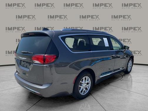 2020 Chrysler Pacifica Touring L