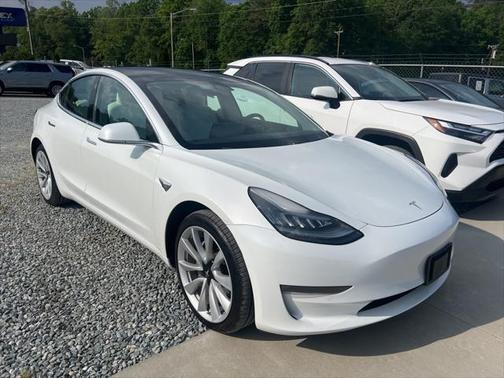 2019 Tesla Model 3 Long Range
