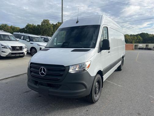 2025 Mercedes-Benz Sprinter 2500 High Roof
