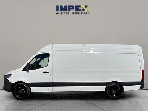 2025 Mercedes-Benz Sprinter 2500 High Roof