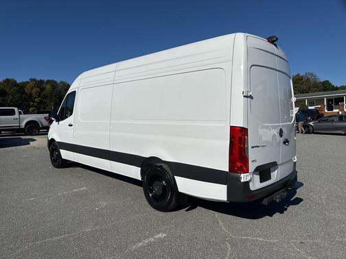 2025 Mercedes-Benz Sprinter 2500 High Roof