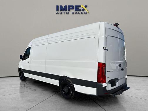 2025 Mercedes-Benz Sprinter 2500 High Roof