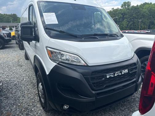 Bright White Clearcoat 2023 RAM ProMaster 2500 High Roof