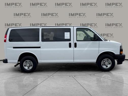 2023 Chevrolet Express 3500 RWD 3500 Regular Wheelbase LS