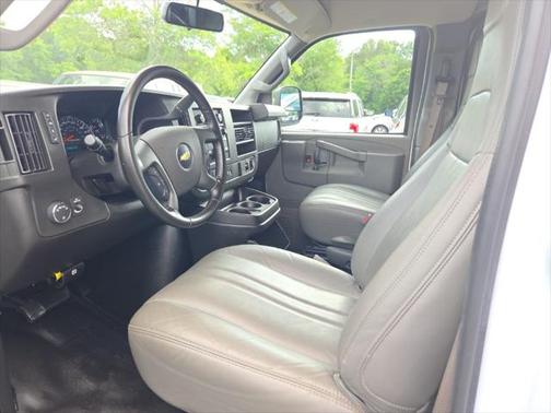 2023 Chevrolet Express 3500 RWD 3500 Regular Wheelbase LS