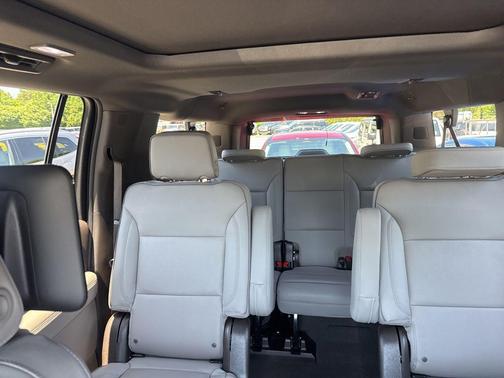 Onyx Black 2026 GMC Yukon XL 4WD Elevation