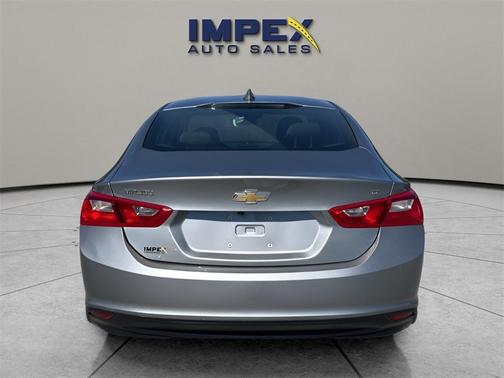 Sterling Gray Metallic 2023 Chevrolet Malibu FWD 1LT