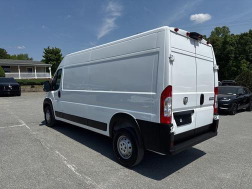 Bright White Clearcoat 2025 RAM ProMaster 2500 Tradesman