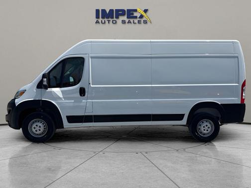 Bright White Clearcoat 2025 RAM ProMaster 2500 Tradesman