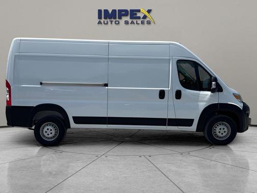 Bright White Clearcoat 2025 RAM ProMaster 2500 Tradesman