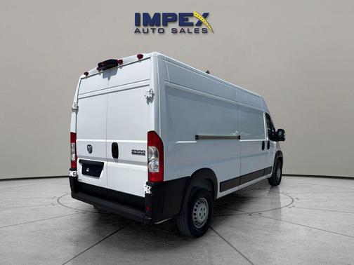 Bright White Clearcoat 2025 RAM ProMaster 2500 Tradesman
