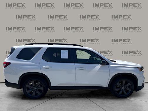 Platinum White Pearl 2025 Honda Pilot Sport
