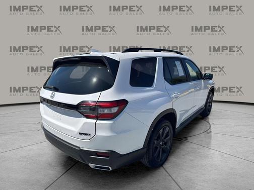 Platinum White Pearl 2025 Honda Pilot Sport