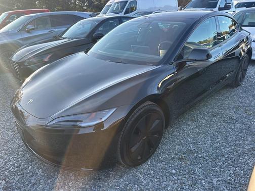 2025 Tesla Model 3 Long Range