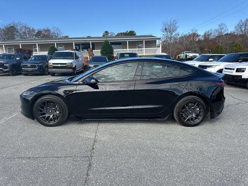 2024 Tesla Model 3 Long Range