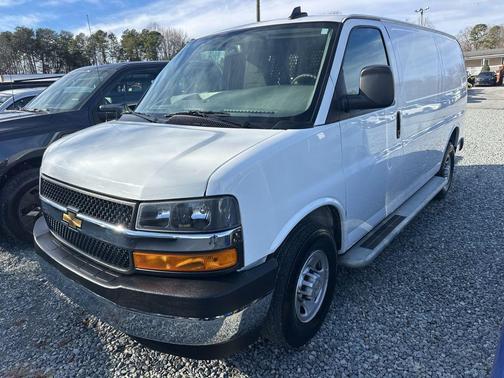 2024 Chevrolet Express 2500 RWD 2500 Regular Wheelbase WT
