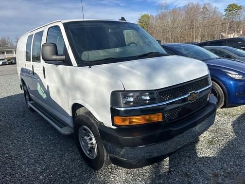 2024 Chevrolet Express 2500 RWD 2500 Regular Wheelbase WT