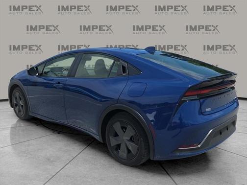 2023 Toyota Prius LE